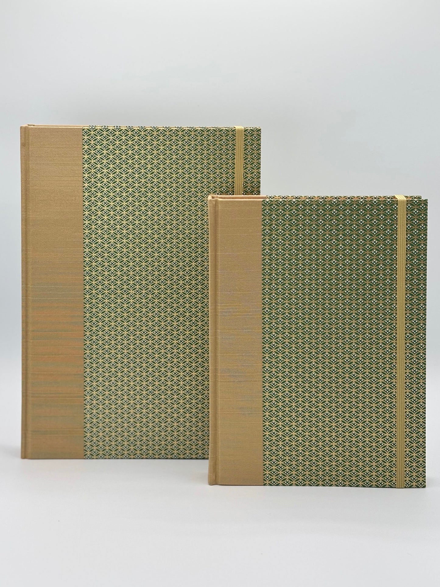 (PRE-ORDER NOVEMBER Delivery) B5 Hardcover Notebook finished in Green and Gold Chiyogami Paper