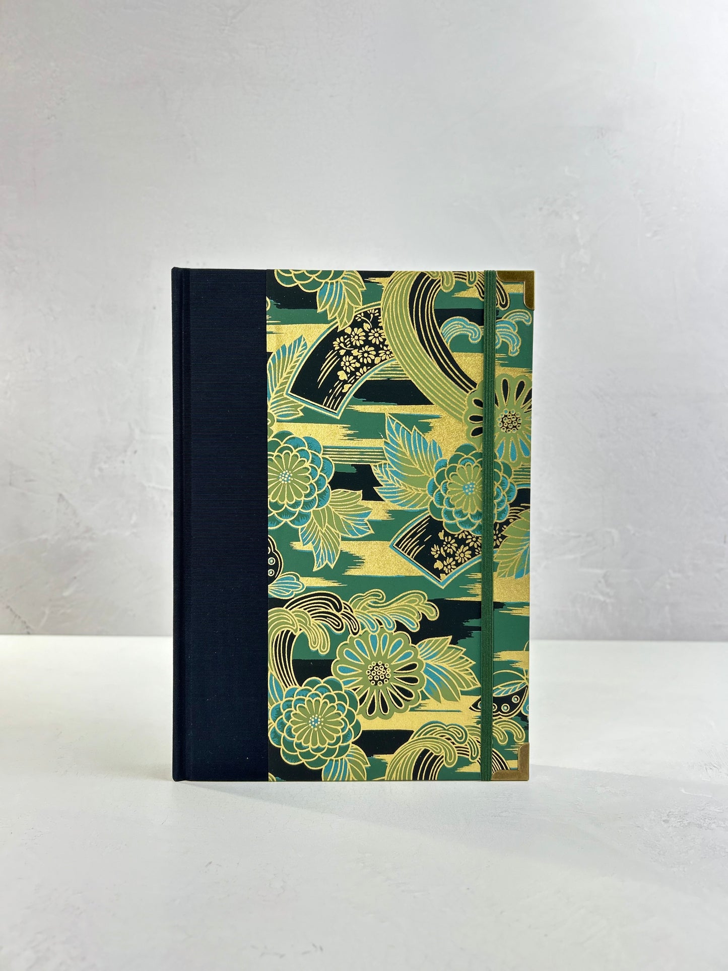 (JANUARY 2026 DELIVERY) B5 Hardcover Notebook finished in Black Japanese book cloth and bold botanical Chiyogami Paper