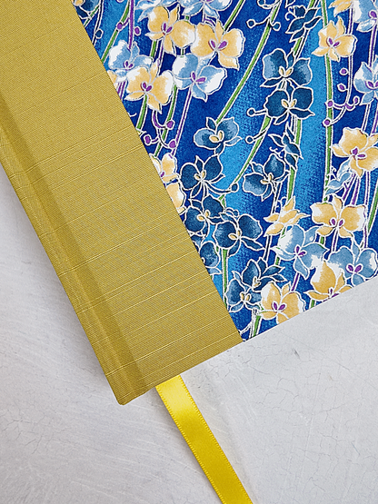 NEW B5 192-page Hardcover Journal finished in Yellow Gold and Vintage Chiyogami Floral Paper