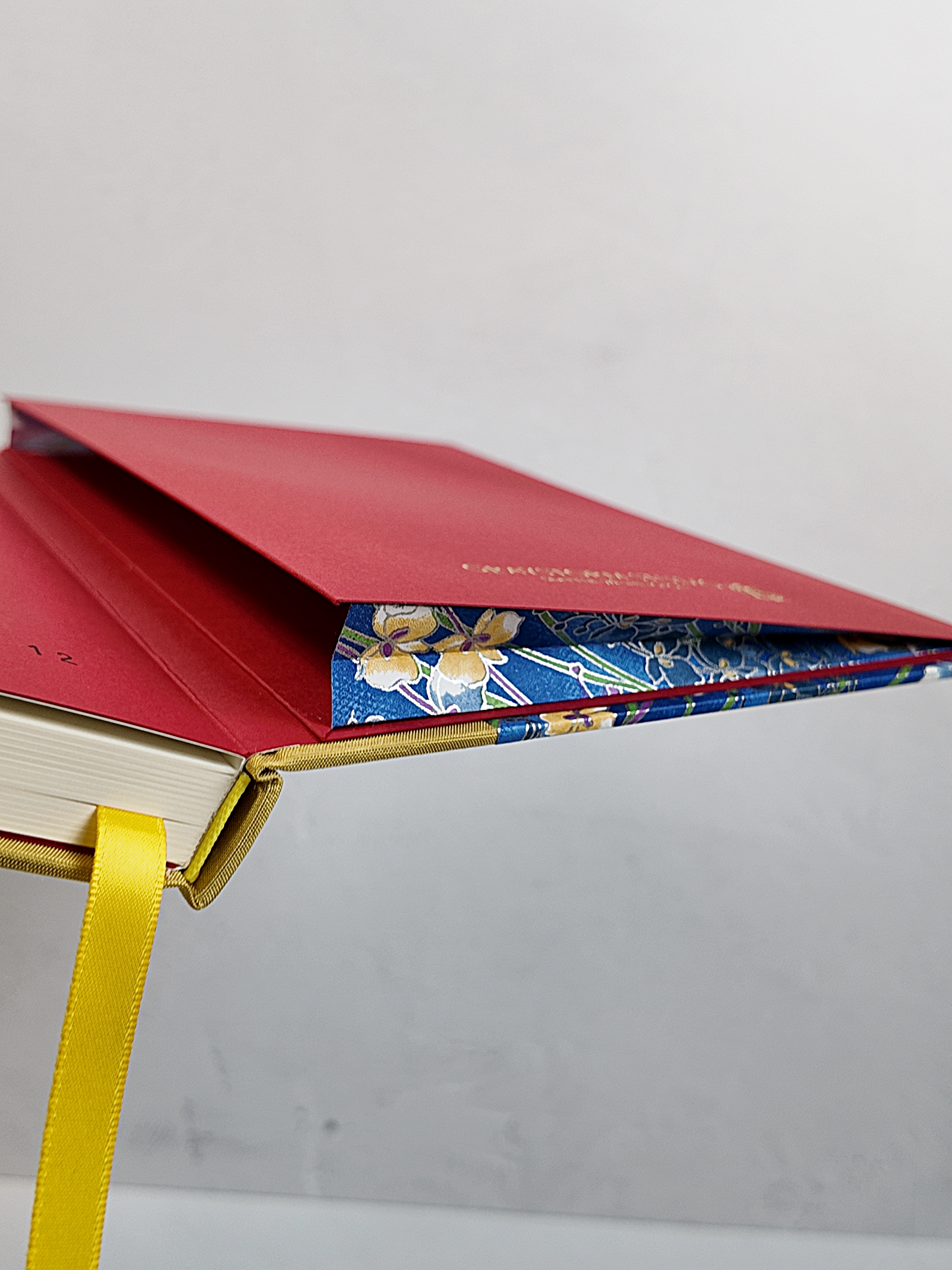 NEW B5 192-page Hardcover Journal finished in Yellow Gold and Vintage Chiyogami Floral Paper